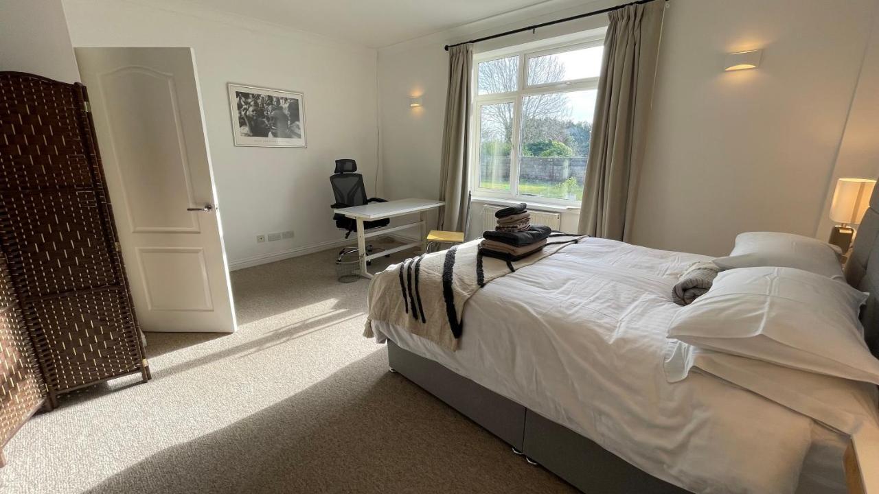 Fab Stay Uk - Coastal And Country Retreat With Free Secure Off Road Parking Minutes From Both Dover And Deal Bagian luar foto